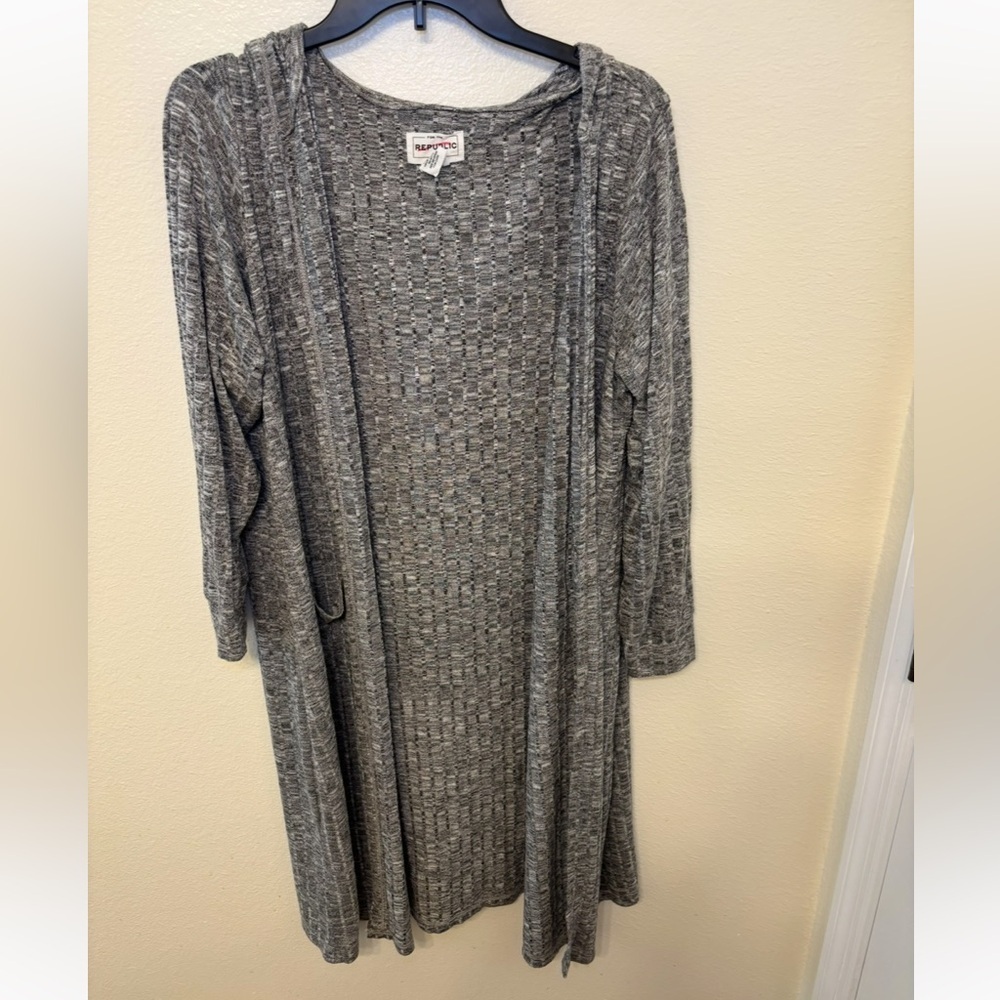 For the republic Gray Open-Front Long Knit Cardigan